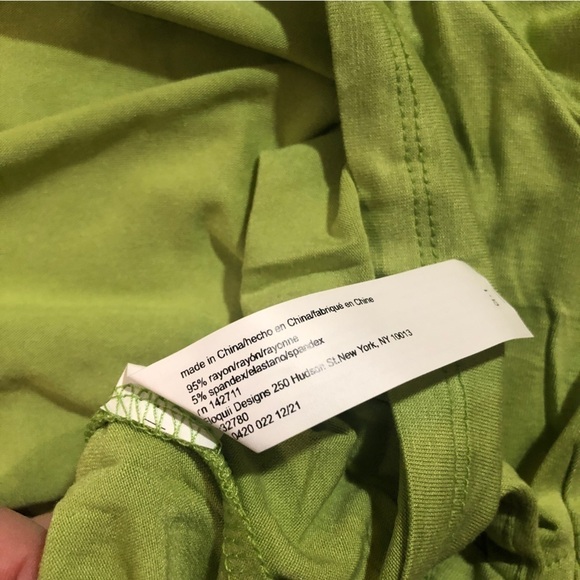 Eloquii Long Sleeve Top with Ruched Side Cutouts Herbal Garden Green 14/16 - Picture 9 of 9